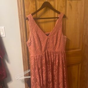 Torrid size 1 lace midi dress pink